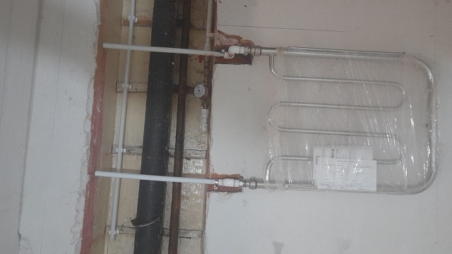 Установка полотенцесушителя