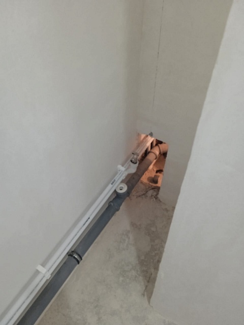 Прокладка полипропиленовых труб в новостройке ЖК Балтийский