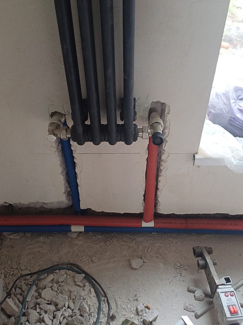 Установка  дизайнерских батарей RIFAR Tubog в частном доме